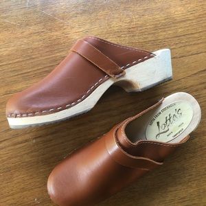 Lotta’s from Stockholm brown leather and wood clogs. Like new condition. Size 41